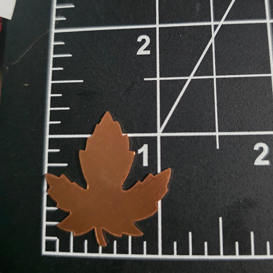 EV106 Vierge en cuivre Feuille d'érable canadienne